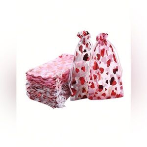 Set Of 20 Organza Gifts Bags with hearts